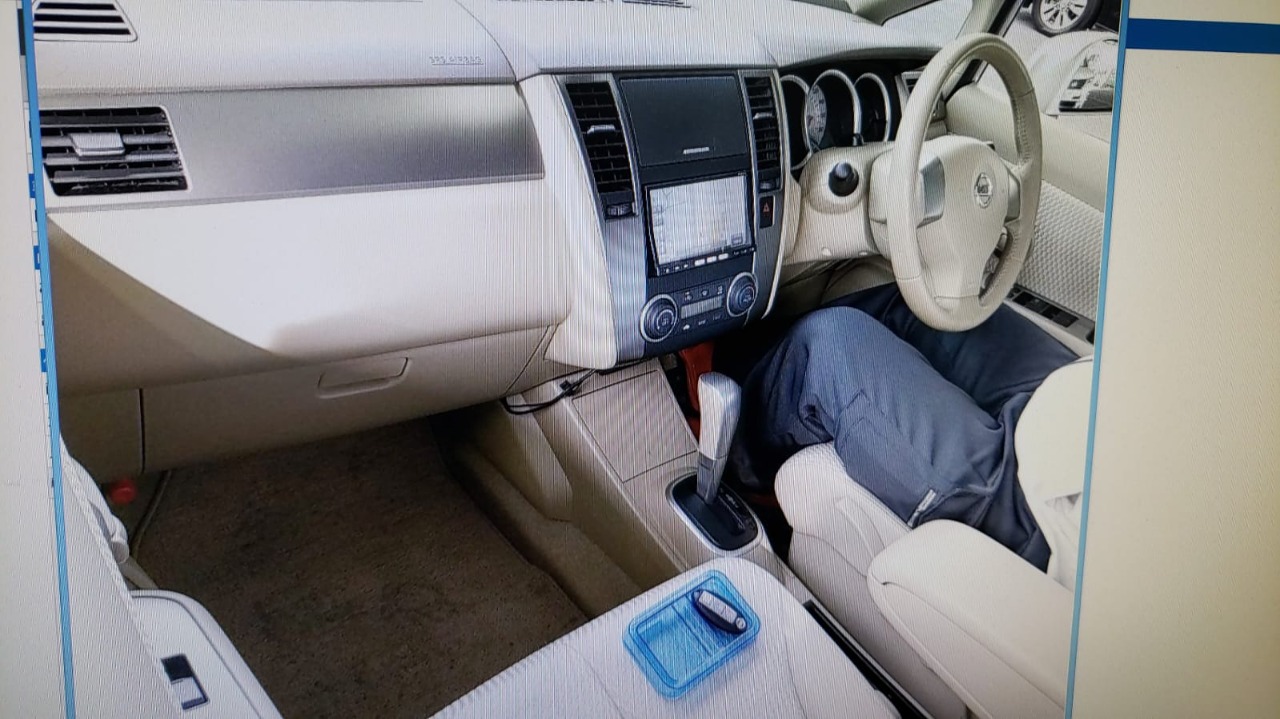 2011 Nissan TIIDA
